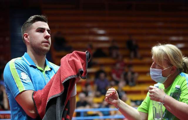 具备多重有 具备多重有