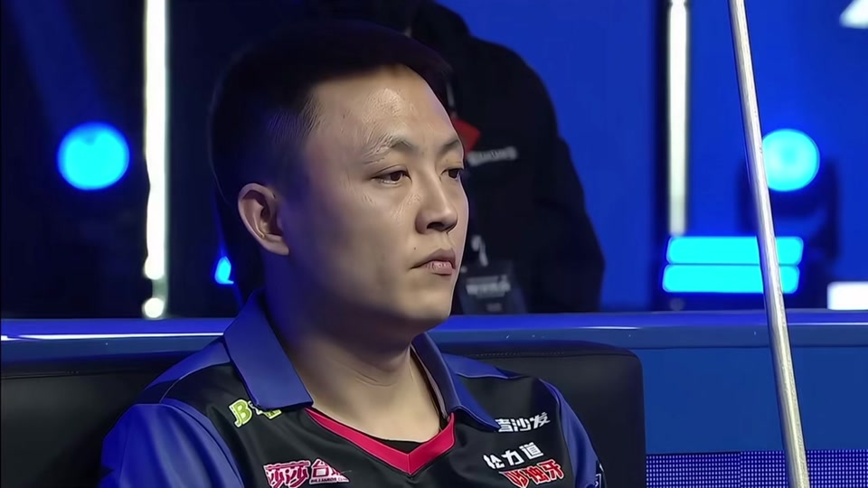 在经济审查 在经济审查